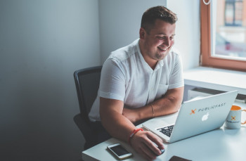 Следуй за лидером: история стартапа Publicfast